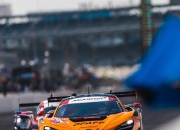 开云官网-迈凯伦完胜雷诺车队，佩雷兹惊艳四座