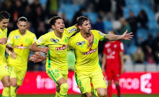 关于南特客场平局，踢球吃力不让的信息