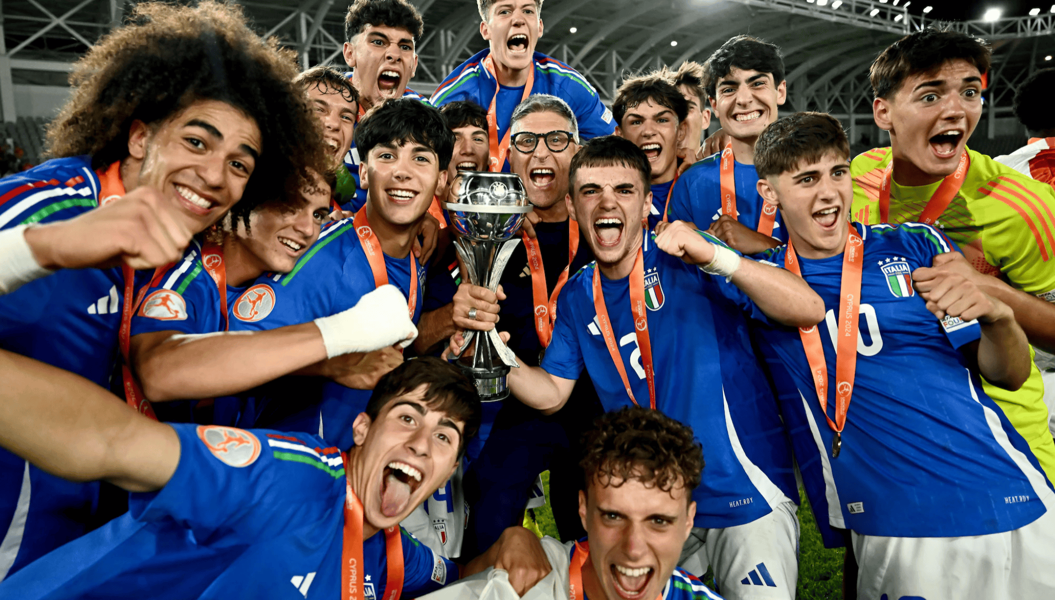 包含胜算在握!欧洲杯预选赛人气高涨,万众瞩目的词条 包含胜算在握!欧洲杯预选赛人气高涨,万众瞩目的词条