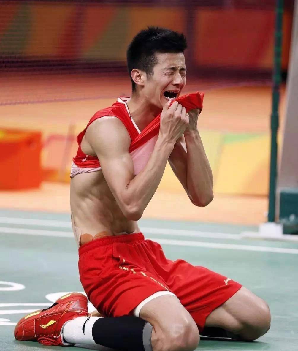 包含马来西亚羽毛球队力克丹麦羽毛球队，谌龙爆发神勇的词条