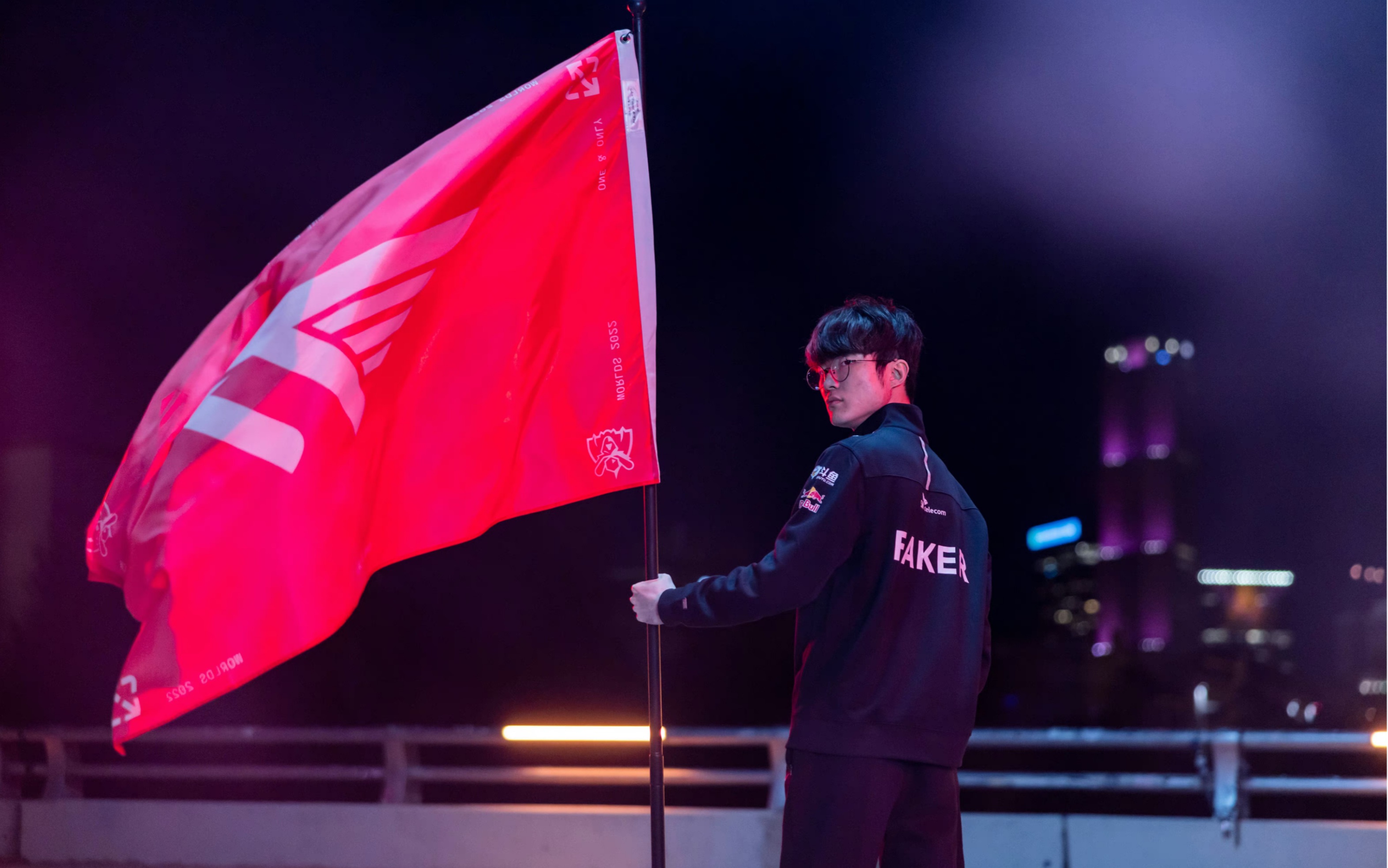 一场经典之战！S赛点燃球迷热情的简单介绍