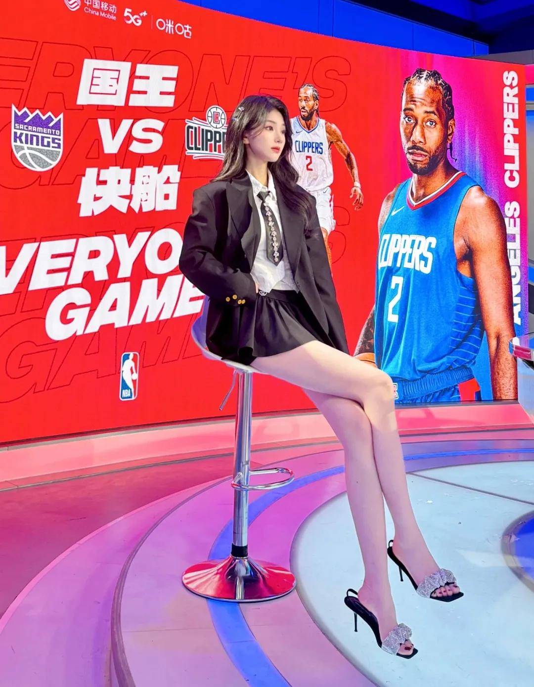 包含篮球赛后采访曝光,内幕引发热议的词条 包含篮球赛后采访曝光,内幕引发热议的词条