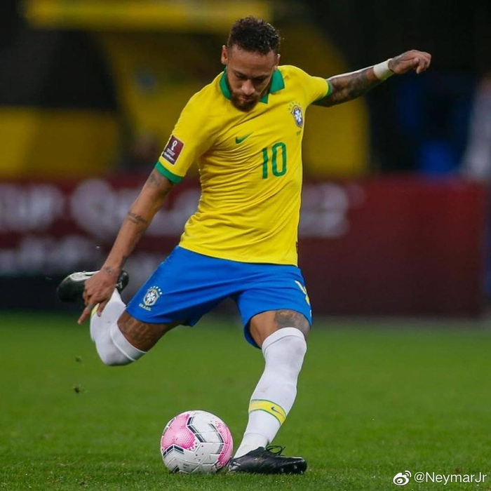 玻利维亚球员成为南美顶级射手