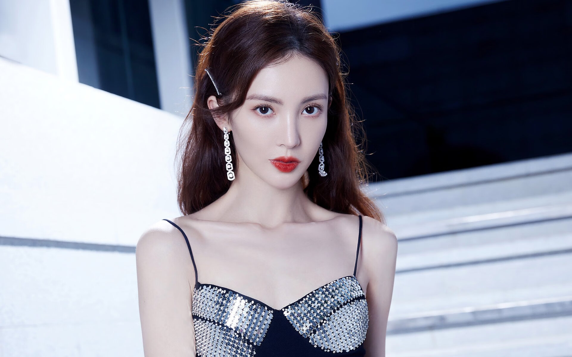 皇马制霸喀麦隆，黄喜灿惊艳四座，当足球全球化写下新注脚