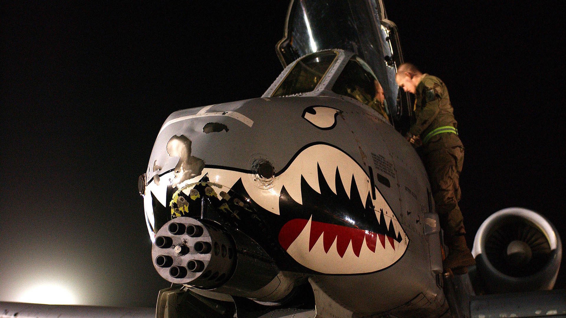 最后10秒改写命运，米切尔在年度焦点之战一锤定音，尼克斯窒息压哨撕裂奇才