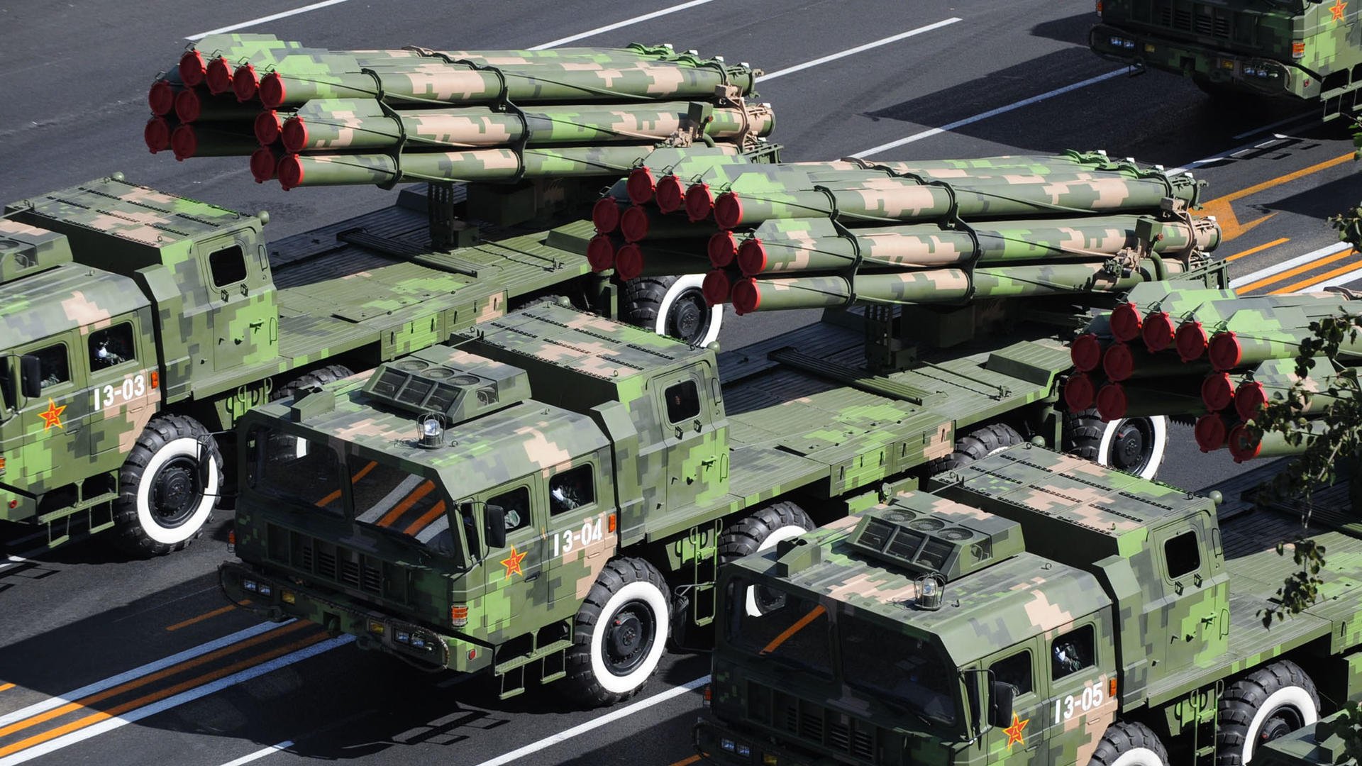 机械脉搏与钢铁意志，F1新纪元与湖人绝地反击中的体育临界点